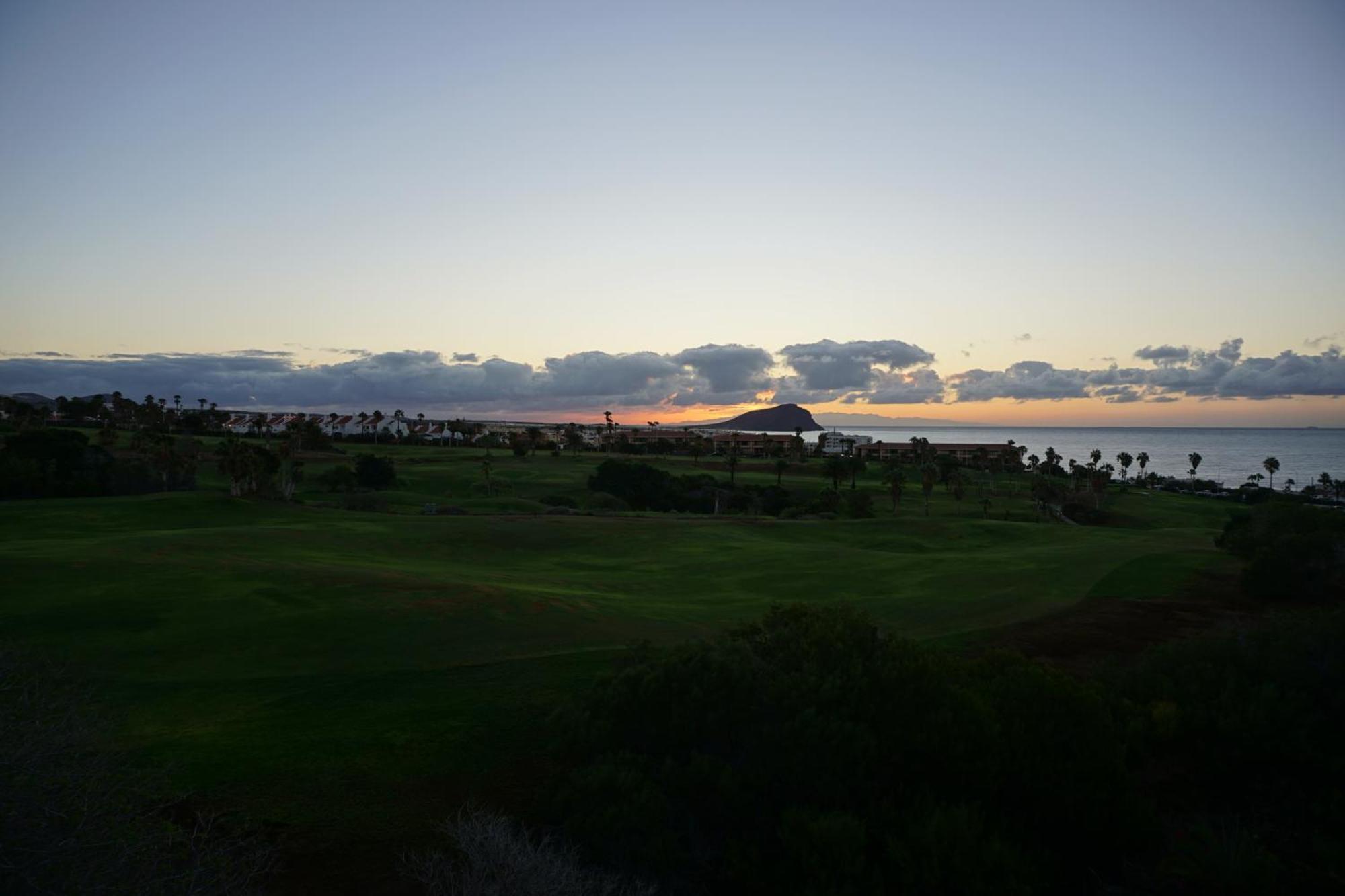 Golf Del Sur Apartment - Magnificent Panorama Of The Ocean, El Teide, And Montana Roja San Miguel de Abona Eksteriør billede